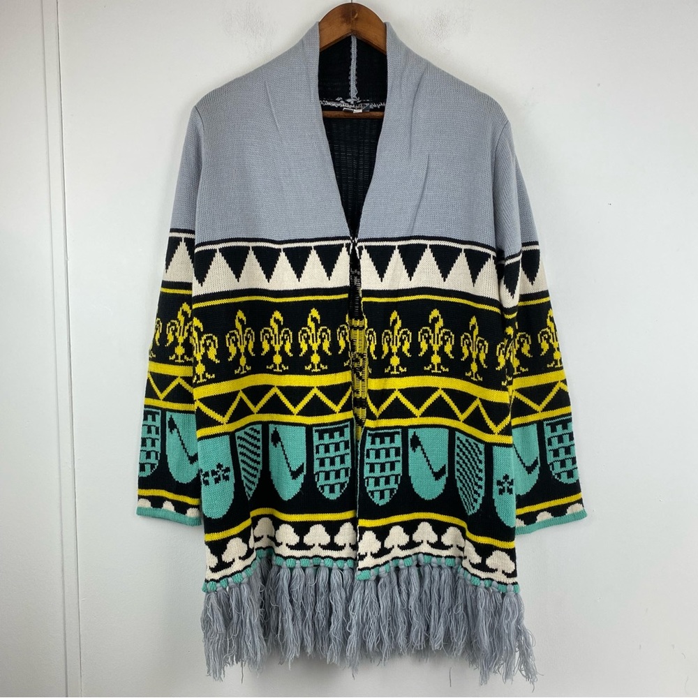 Hot & Delicious Sz Medium Women’s Multicolor Geometric Fringe Sweater Cardigan